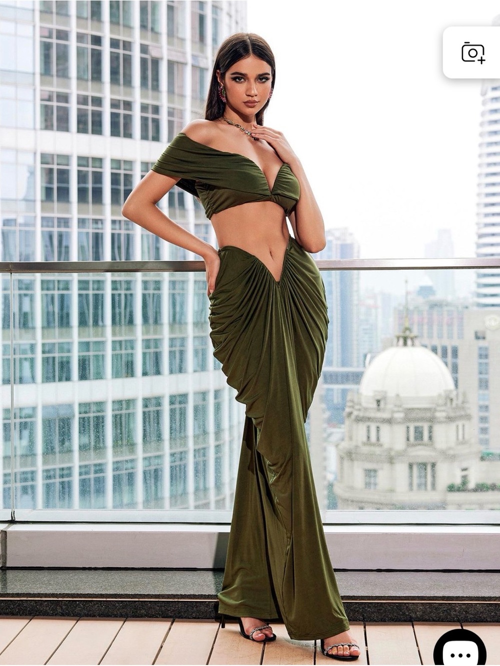 Mewmews Tucker Legeoa V Ruched Skirt Set -MWT - Picture 5 of 5